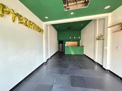 ហាងជួលនៅចំការមន  I Shop for Lease at Chamkarmon #ក្បែរវិមានឯករាជ្យ