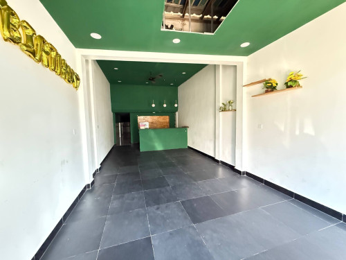 ហាងជួលនៅចំការមន  I Shop for Lease at Chamkarmon #ក្បែរវិមានឯករាជ្យ