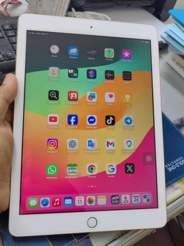 លក់ipad 6 wifi 32G like new