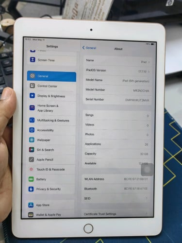 លក់ipad 6 wifi 32G like new
