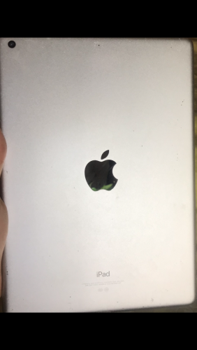 លក់ Ipad Generation 5 (32GB)