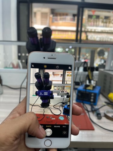 លក់IPhone 8 អត់ដេីរHome ខូចកាមេរ៉ាមុខ 18$