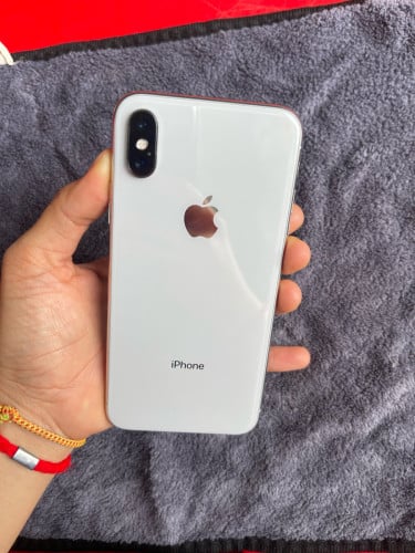 លក់ iPhone X LLA 64G ថ្មថ្មី 100%ពេញ