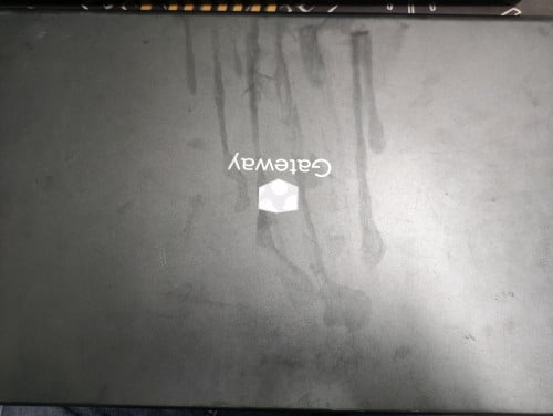 លក់ចោល laptop