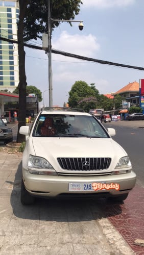 ឡានស្អាត Lexus RX300 ឆ្នាំ99 ឡើង01 ពណ៌ស