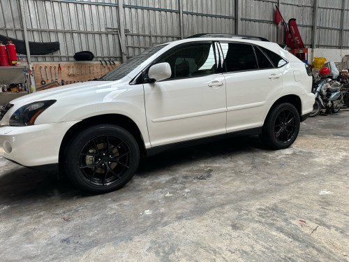 លក់ LexusRX400H H full ប៊ុង2 ឡានថ្មីសុិន1ជុំ ម្ចាស់ដើម
