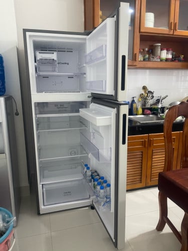 ទូរទឹកកកSamsung ចុចទឹកនៅថ្មី95%អត់មានខូចអីទាំងអស់ លក់ព្រោះអត់សូវប្រើ