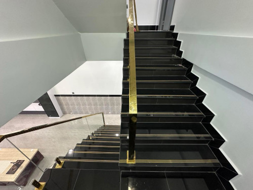 🏘️ផ្ទះលក់សាងសង់រួចរាល់ 6បន្ទប់គេង នៅ1ល្វែងចុងក្រោយ