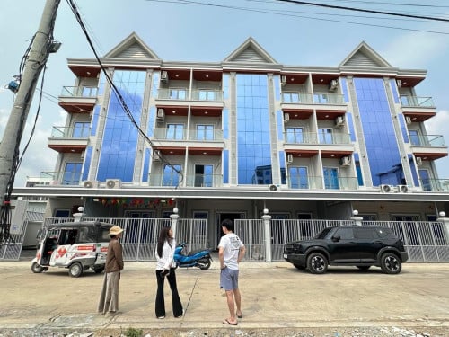 🏘️ផ្ទះលក់សាងសង់រួចរាល់ 6បន្ទប់គេង នៅ1ល្វែងចុងក្រោយ