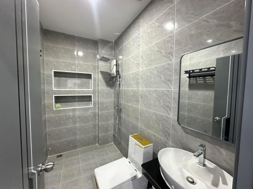 🏘️ផ្ទះលក់សាងសង់រួចរាល់ 6បន្ទប់គេង នៅ1ល្វែងចុងក្រោយ