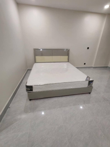 🏠 出租📍 地址 : 波贝 , 有4个房间 , 一个月 1700$