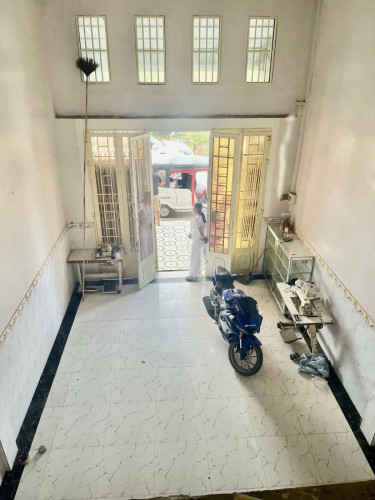 🏡ផ្ទះលក់បន្ទាន់,មាន3បន្ទប់គេង3បន្ទប់ទឹក,ជិតកន្លែងធ្វើប៉ាស្ព័រ