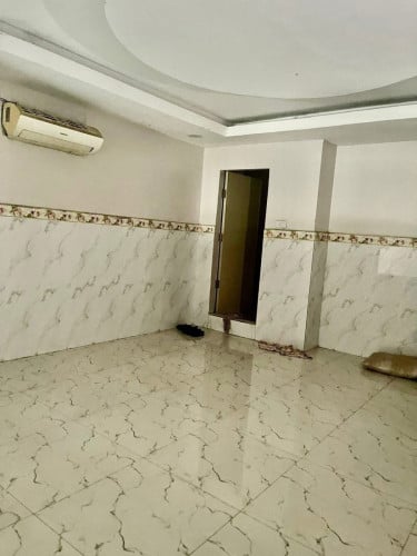🏡ផ្ទះលក់បន្ទាន់,មាន3បន្ទប់គេង3បន្ទប់ទឹក,ជិតកន្លែងធ្វើប៉ាស្ព័រ