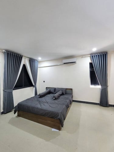 🏡 出租📍 地址 : 波贝 ,有4个房间,  一个月 2.500$