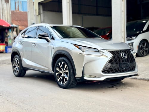 🚘2015 Lexus NX200t ​ F- Sport ប៉ុង1 ប៉ូតុង3( ក្រដាសពន្ធ)