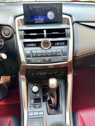 🚘2015 Lexus NX200t ​ F- Sport ប៉ុង1 ប៉ូតុង3( ក្រដាសពន្ធ)