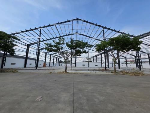 ឃ្លាំងសម្រាប់ជួល / Warehouse for Rent
