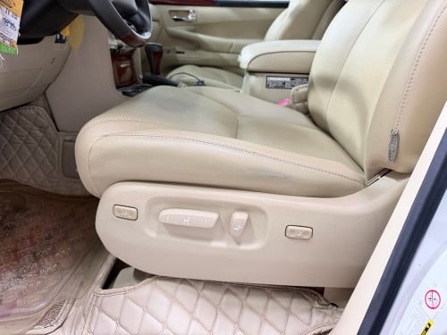2009 up 2015 Lexus 570 ទើបរៀបចំហើយ