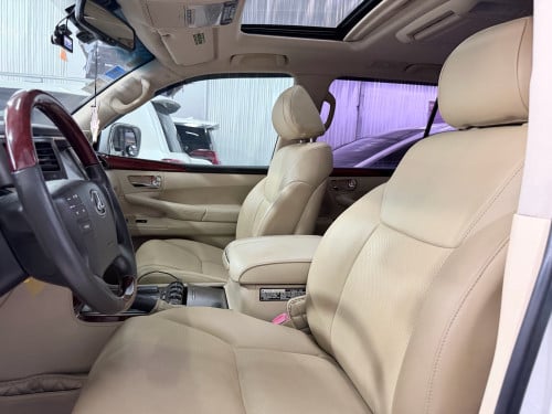 2009 up 2015 Lexus 570 ទើបរៀបចំហើយ