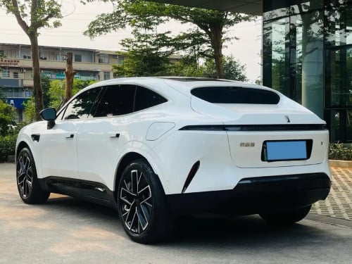 2024 Avatr 11 Full Option