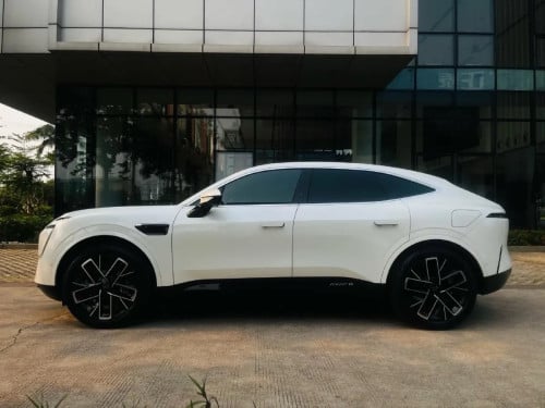 2024 Avatr 11 Full Option
