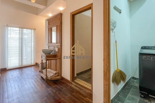 3 Bedroom Renovated Apartment in Chey Chomneah-Phnom Penh.