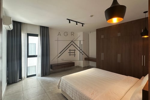 3 Bedroom Serviced Apartment For Rent in BKK1