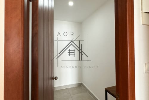 3 Bedroom Serviced Apartment For Rent in BKK1