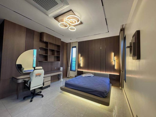 5+1 Bedroom Pool Villa for Rent in Phnom Penh Thmey