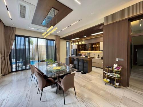 5+1 Bedroom Pool Villa for Rent in Phnom Penh Thmey