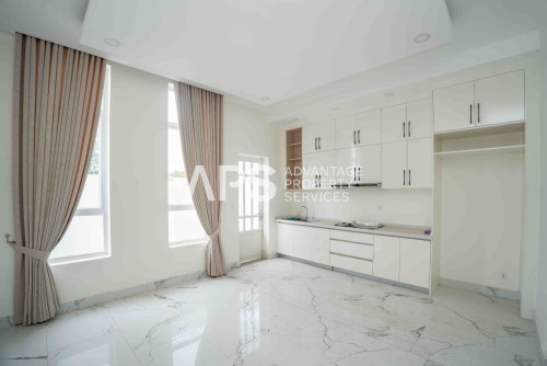 5 Bedroom Villa For Sale - | Preaek Kampues | Phnom Penh
