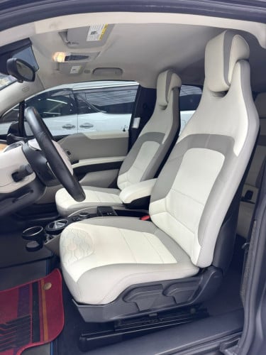 BMW i3 សាំង+អាគុយ
