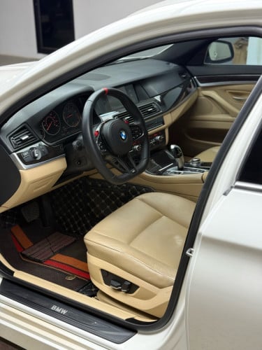 Bmw M5 body ថ្នាំ​សុីន​មួយ​ជុំ​