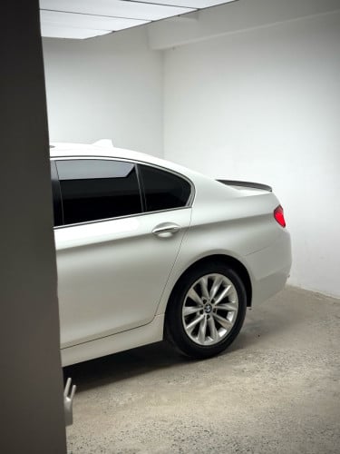 Bmw M5 body ថ្នាំ​សុីន​មួយ​ជុំ​
