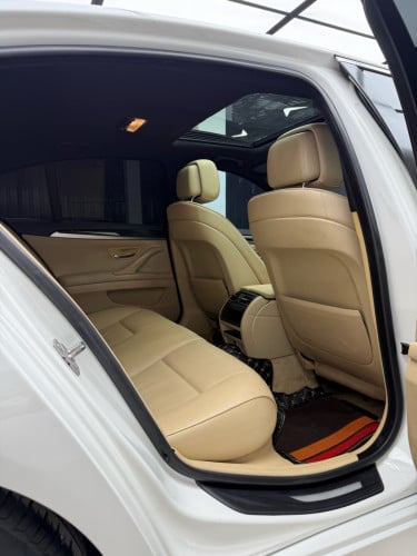 Bmw M5 body ថ្នាំ​សុីន​មួយ​ជុំ​