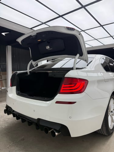 Bmw M5 body ថ្នាំ​សុីន​មួយ​ជុំ​
