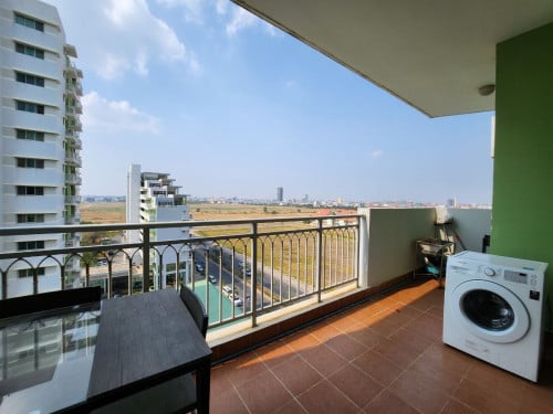 Cheap Price Condo 3 bedroom resale under market price at Camko city garden