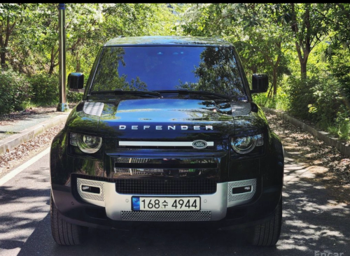 Defender 110 240 SE full option