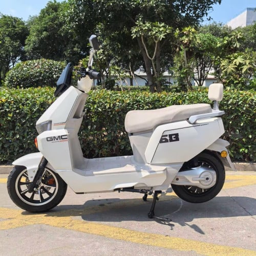 Electric Scooter ម៉ូតូអាគុយ​ ឬម៉ូតូអគ្គីសនី