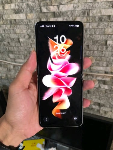 Flip 3 256GB Sim1 លក់120$