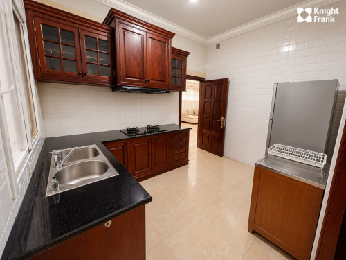 FOR LEASE 📍 BKK1 3BR + 1 Maid | 3BTR + 2 Restrooms 💰 Rental Price: $2,200/month