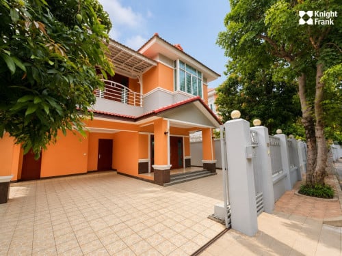 FOR LEASE 📍 BKK1 3BR + 1 Maid | 3BTR + 2 Restrooms 💰 Rental Price: $2,200/month
