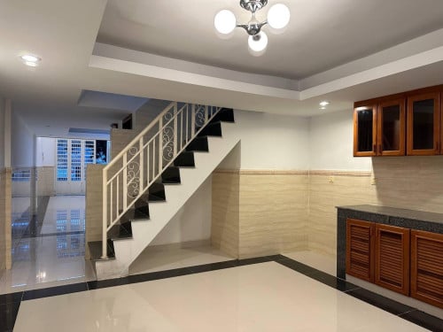 ផ្ទះល្វែងជួល ត្រឹមតែ $380/ខែ