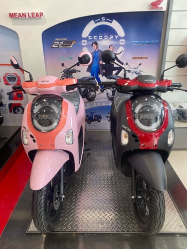 Honda scoopy club គ្រប់ពណ៍តែម្ដងតម្លៃដូចគ្នា