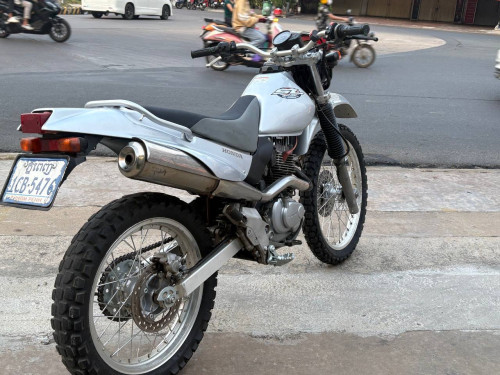Honda sl 230cc