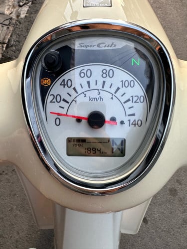 Honda SuperCub110(ABS) ជប៉ុនឆ្នាំ2024ក្រដាស់ពន្ធ