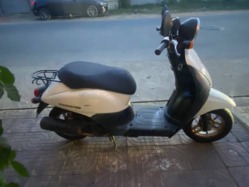 Honda today FI $250 no ID card