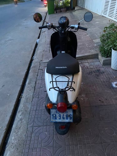 Honda today FI $250 no ID card
