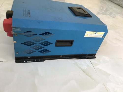 Inverter ភ្លើងសូឡា 150$