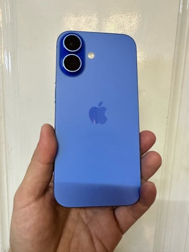 iPhone 16